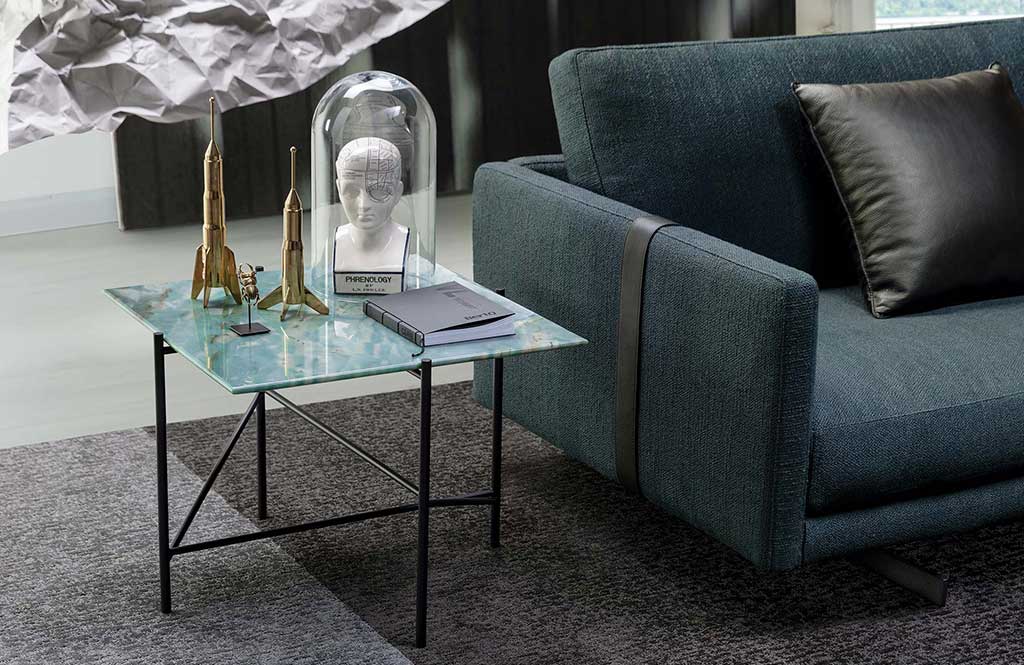 Dee Dee Sofa and Riff Coffee Table by BertO
