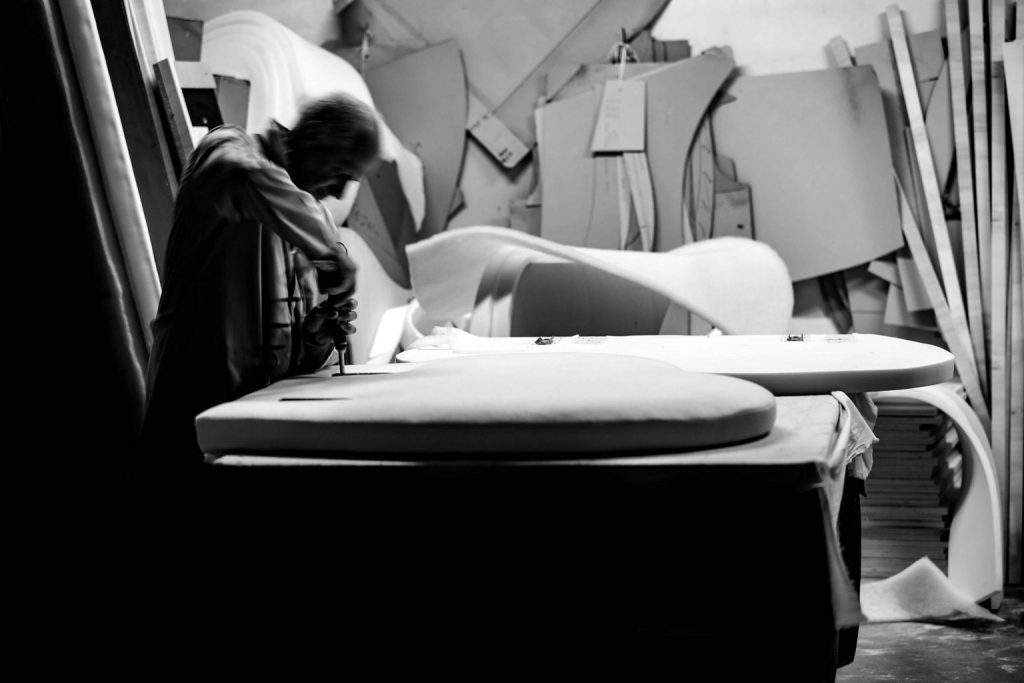 Flavio Caroli master upholsterer BertO - black and white photo