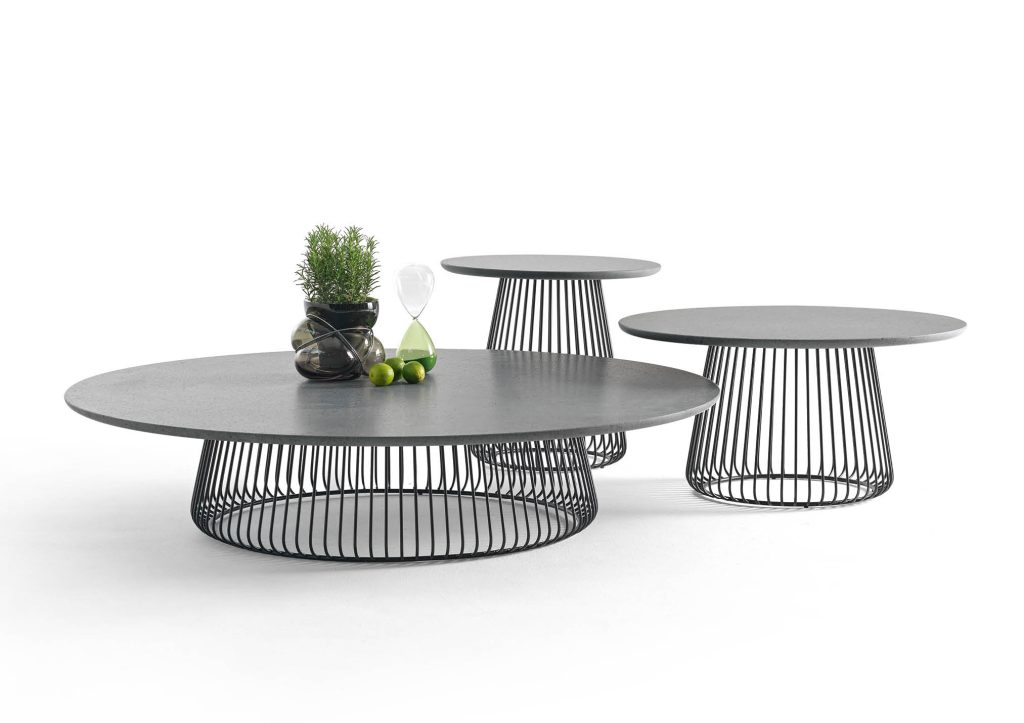 Carl coffee tables: Outdoor SOUNDS Collection by BertO